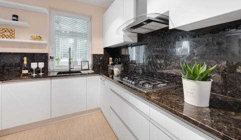 Einfamilienhaus, Budovateľská, zu verkaufen, Senec, Slowakei