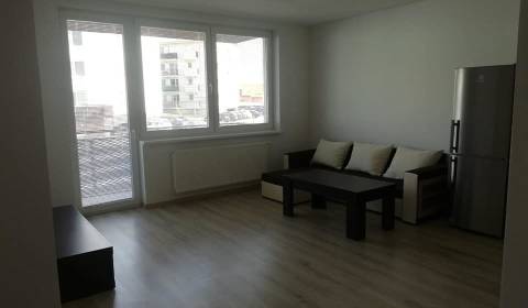 2-Zimmer-Wohnung, Slavomírova, zu vermieten, Pezinok, Slowakei