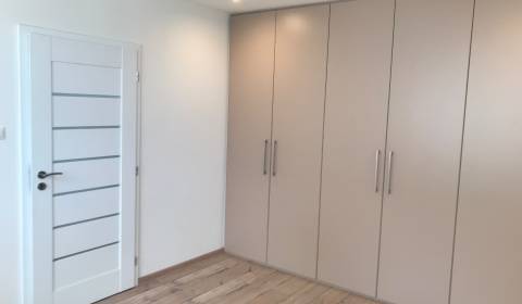 Mieten 1-Zimmer-Wohnung, 1-Zimmer-Wohnung, Cyrilometodská, Nové Zámky,