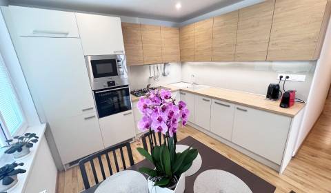 3-Zimmer-Wohnung, Dvorkinova, zu verkaufen, Košice - Dargovských hrdin