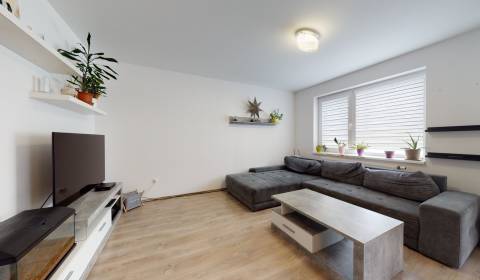 3-Zimmer-Wohnung, Hviezdna, zu verkaufen, Dunajská Streda, Slowakei