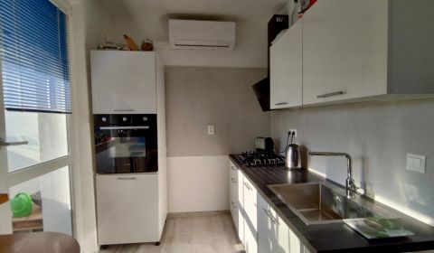 Kaufen 2-Zimmer-Wohnung, 2-Zimmer-Wohnung, Pri Šajbách, Bratislava - R
