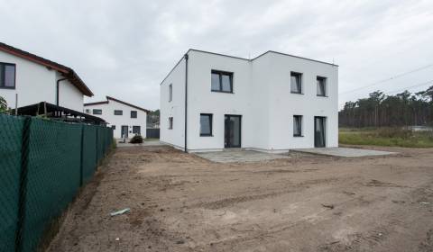 Einfamilienhaus, Alej Martina Benku, zu verkaufen, Malacky, Slowakei