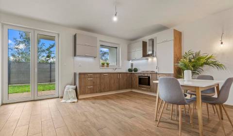 3-Zimmer-Wohnung, Pivonková, zu verkaufen, Senec, Slowakei