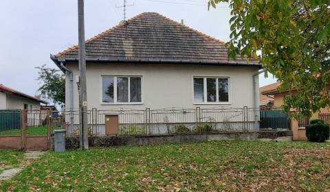 Einfamilienhaus, Vajka nad Žitavou, zu verkaufen, Nitra, Slowakei