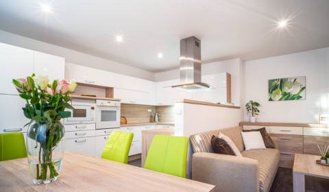 3-Zimmer-Wohnung, Ždiarska, zu verkaufen, Košice - Nad Jazerom, Slowak