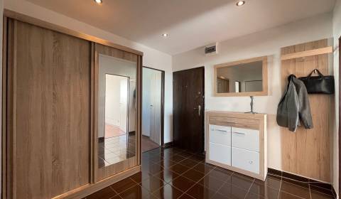 3-Zimmer-Wohnung, Dvorkinova, zu vermieten, Košice - Dargovských hrdin