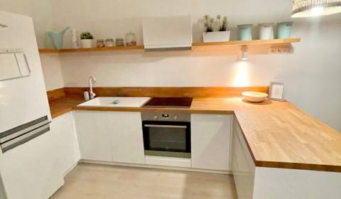 3-Zimmer-Wohnung, Pražská, zu verkaufen, Bratislava - Staré Mesto, Slo