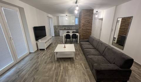 3-Zimmer-Wohnung, Nálepkova, zu verkaufen, Piešťany, Slowakei