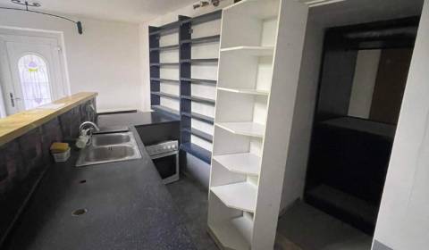Mieten 2-Zimmer-Wohnung, 2-Zimmer-Wohnung, Nesvady, Komárno, Slowakei