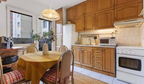3-Zimmer-Wohnung, Hálova, zu verkaufen, Bratislava - Petržalka, Slowak