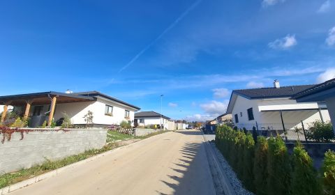 Kaufen Neubauprojekte Häuser, Neubauprojekte Häuser, Dlhé Brehy, Prešo