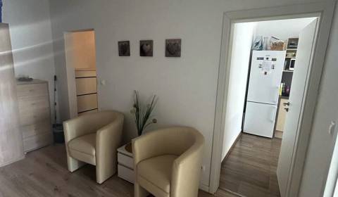 Kaufen 3-Zimmer-Wohnung, Furdeková, Bratislava - Petržalka, Slowakei