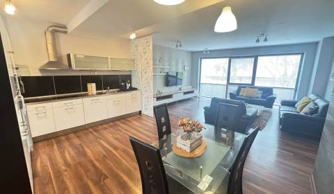 Mieten 3-Zimmer-Wohnung, 3-Zimmer-Wohnung, centrum, Nové Zámky, Slowak