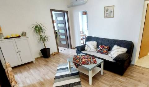 Kaufen 3-Zimmer-Wohnung, Budatinská, Bratislava - Petržalka, Slowakei