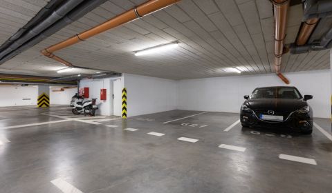 Kaufen Garage, Garage, Staré Grunty, Bratislava - Karlova Ves, Slowake