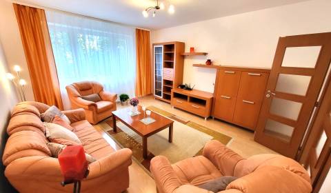 Mieten 3-Zimmer-Wohnung, 3-Zimmer-Wohnung, Budatínska, Bratislava - Pe
