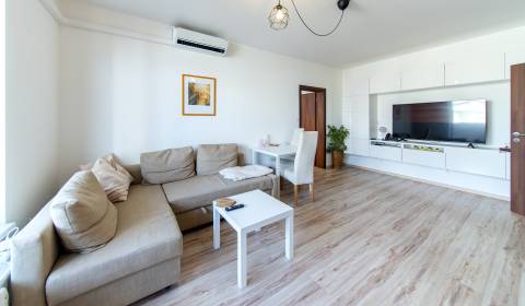 Mieten 2-Zimmer-Wohnung, 2-Zimmer-Wohnung, Jégého, Bratislava - Ružino