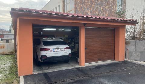 Kaufen Garage, Garage, F. Urbánka, Púchov, Slowakei