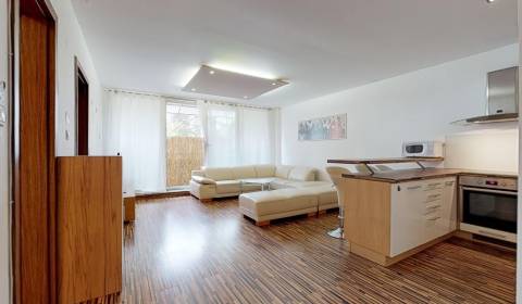 Mieten 2-Zimmer-Wohnung, 2-Zimmer-Wohnung, Šafárikova, Trenčín, Slowak