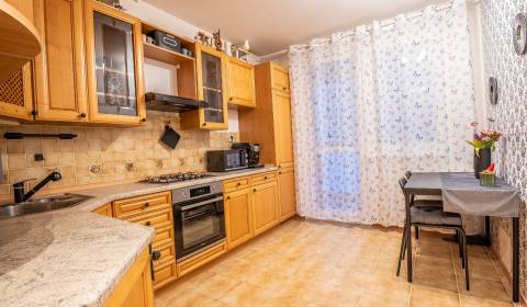 Kaufen 4-Zimmer-Wohnung, 4-Zimmer-Wohnung, Bratislava - Karlova Ves, S
