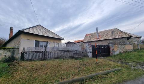 Rodinný dom na predaj v lokalite Šahy časť Tešmák 