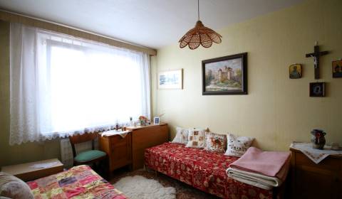 Kaufen 4-Zimmer-Wohnung, 4-Zimmer-Wohnung, Vladimíra Clementisa, Trnav