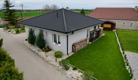 Kaufen Einfamilienhaus, Einfamilienhaus, Dvory nad Žitavou, Nové Zámky