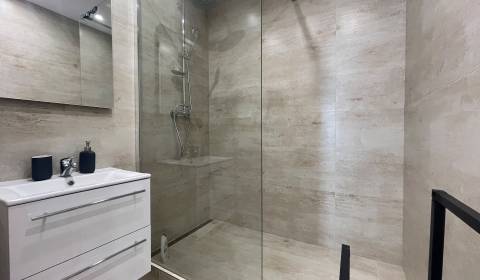 Mieten 3-Zimmer-Wohnung, 3-Zimmer-Wohnung, Fábryho, Košice - Dargovský