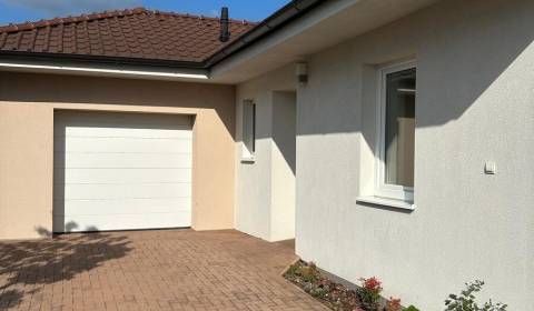 Mieten Einfamilienhaus, Einfamilienhaus, Malý Biel, Senec, Slowakei