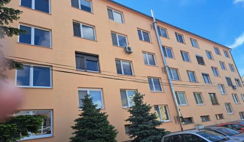 Kaufen 2-Zimmer-Wohnung, 2-Zimmer-Wohnung, Moyzesova, Pezinok, Slowake