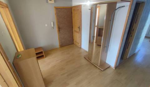 Kaufen 3-Zimmer-Wohnung, 3-Zimmer-Wohnung, Nová Ves, Dunajská Streda, 