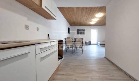 Kaufen 2-Zimmer-Wohnung, Hlohovec, Slowakei