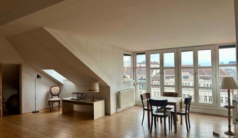 Kaufen 4-Zimmer-Wohnung, 4-Zimmer-Wohnung, Strakova, Bratislava - Star