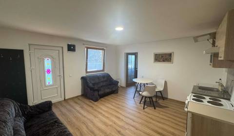 Mieten 2-Zimmer-Wohnung, 2-Zimmer-Wohnung, Mostná, Nové Zámky, Slowake