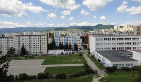 Suche 2-Zimmer-Wohnung, 2-Zimmer-Wohnung, Sásová, Banská Bystrica, Slo