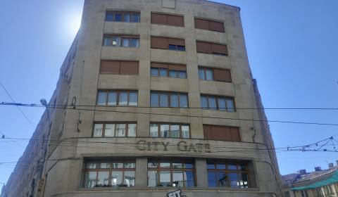 Kaufen 3-Zimmer-Wohnung, 3-Zimmer-Wohnung, Námestie SNP, Bratislava -