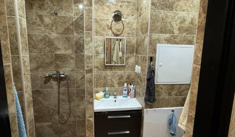 Kaufen 3-Zimmer-Wohnung, 3-Zimmer-Wohnung, SNP, Levice, Slowakei