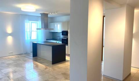 Mieten 3-Zimmer-Wohnung, 3-Zimmer-Wohnung, Hlboká cesta, Bratislava -