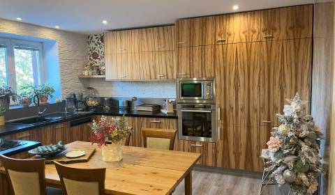 Kaufen 2,5-Zimmer-Wohnung, Stadtzentrum, Senec, Slowak