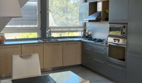 Kaufen 4-Zimmer-Wohnung, 4-Zimmer-Wohnung, Žilina, Slowakei