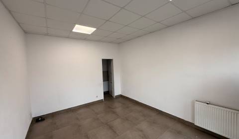 Mieten Geschäftsräumlichkeiten, Geschäftsräumlichkeiten, Petőfiho, Kom