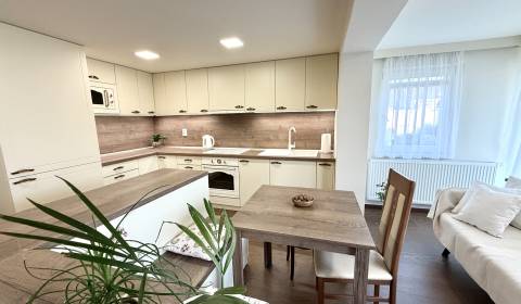 Kaufen Einfamilienhaus, Einfamilienhaus, Hollého, Senica, Slowakei