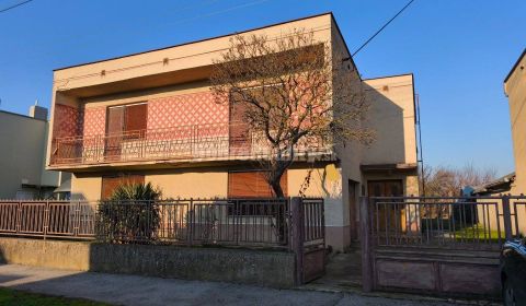 Kaufen Einfamilienhaus, Einfamilienhaus, Trhová Hradská, Dunajská Stre