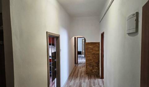 Kaufen 3-Zimmer-Wohnung, 3-Zimmer-Wohnung, Michalovce, Slowakei