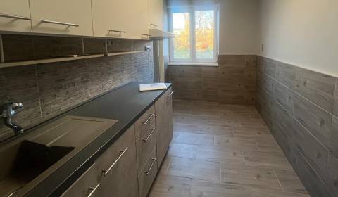 Kaufen 3-Zimmer-Wohnung, 3-Zimmer-Wohnung, Banská Bystrica, Slowakei