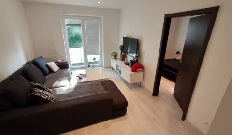 Kaufen 2-Zimmer-Wohnung, 2-Zimmer-Wohnung, Daxnerove námestie, Bratisl