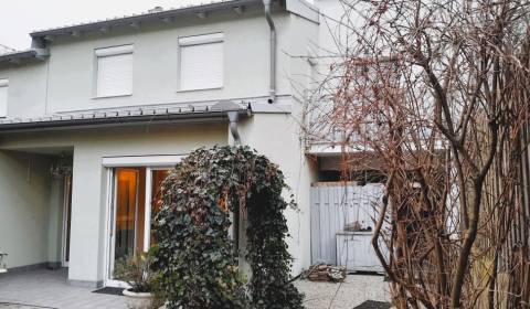 Modernes Reihenhaus Exklusivlage mit Wohnkomfort- auch Wochenendbesich