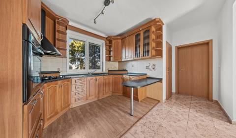 Kaufen Einfamilienhaus, Einfamilienhaus, Poštová, Senec, Slowakei