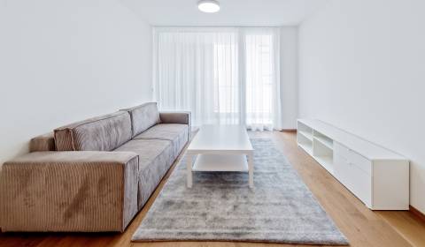 Mieten 2-Zimmer-Wohnung, 2-Zimmer-Wohnung, Floriánska, Bratislava - St